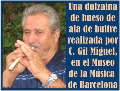 El Museo de la Música de Barcelona cuenta ya con una flauta de ala de buitre realizada por el alcainés Cipriano Gil Miguel